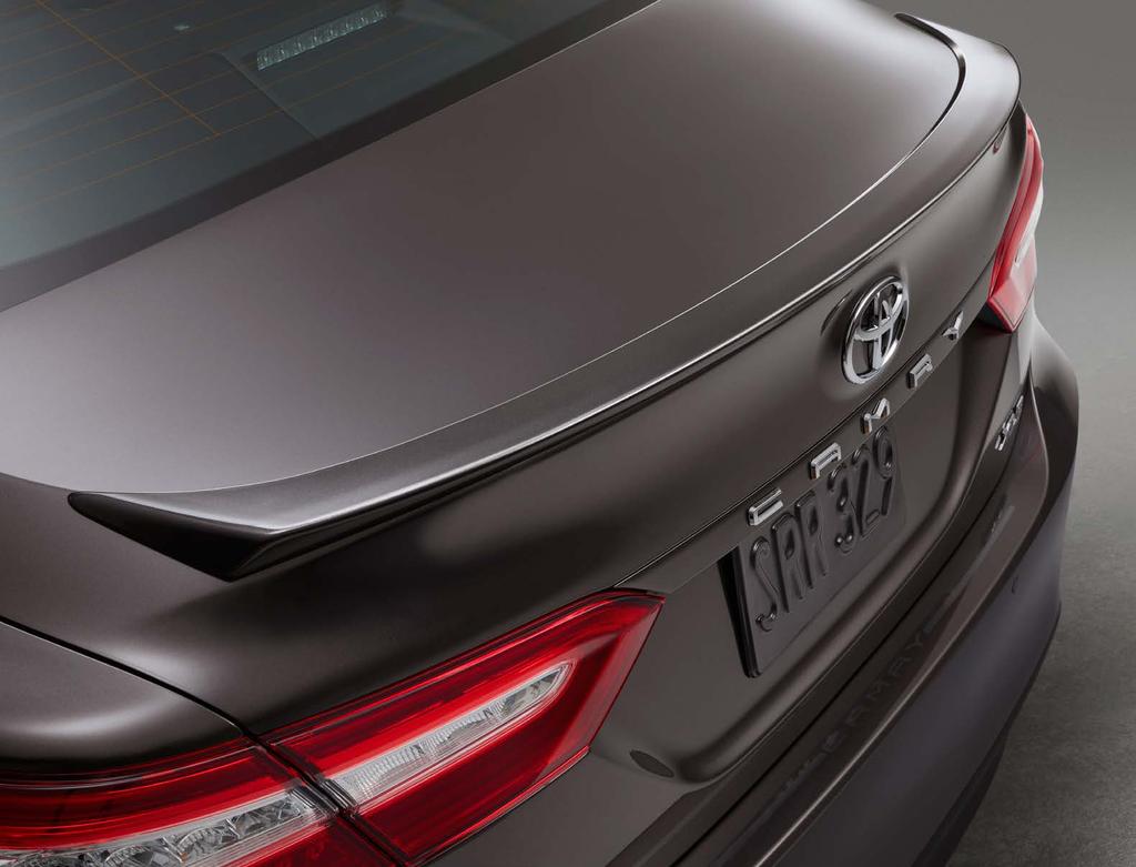 EXTERIOR ACCESSORIES Rear Spoiler Add an extra touch of style to your Camry with an aerodynamic rear spoiler.