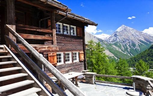 Chalet Castellino, Saas Fee A totally authentic Swiss chalet, high in the Alps overlooking the snow-sure village of Saas-Fee Background Chalet Castellino is an important and historic chocolate-box