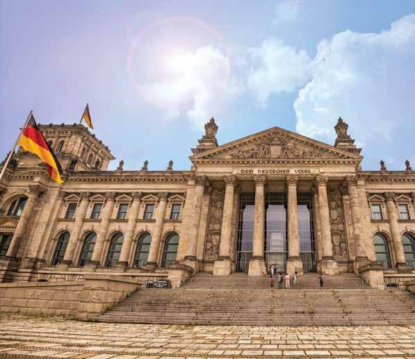 REICHSTAG BUILDING Highlights DISCOVER Berlin s wealth of historic monuments and buildings, viewing such iconic structures as the Brandenburg Gate, the Reichstag, the Neo-Romanesque