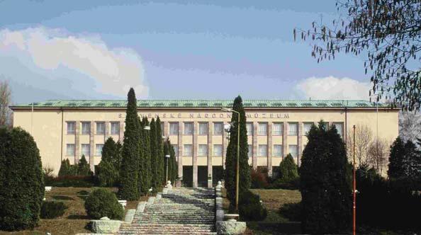 The Slovak National Museum in Martin has the following branches: ETNOGRAFICKÉ MÚZEUM MÚZEUM ANDREJA KMEŤA MÚZEUM SLOVENSKEJ DEDINY MÚZEUM KAROLA PLICKU (BLATNICA) MÚZEUM MARTINA BENKU MÚZEUM KULTÚRY