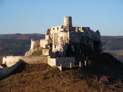 PERMANENT SPIŠ CASTLE AN EXHIBITION ON THE HISTORICAL AND ARCHITECTURAL DEVELOPMENT OF THE CASTLE One of the largest European castles which has been entered, together with its environs, into the