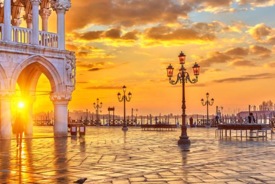 Where You'll Stay Hotel Metropole - Venice (5 Star) This hotel offers