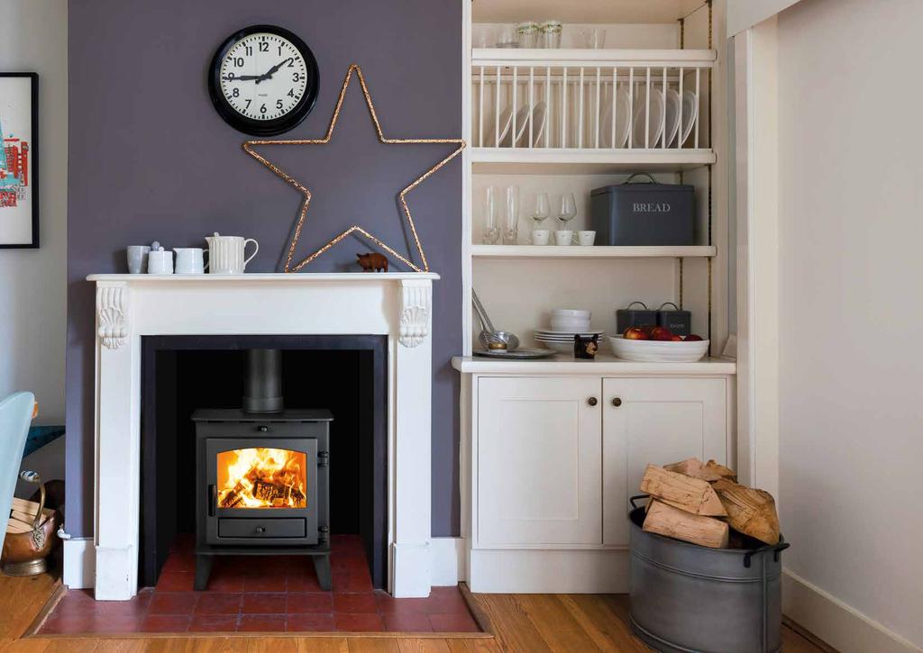 4 avalon 4 This reliable stove will serve your family for decades and its elegant appearance will never age. The Avalon 4 emits an impressive heat output of up to 6kW.