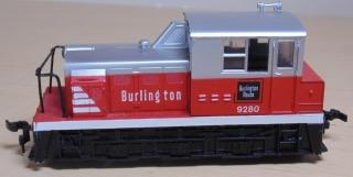 00 Diesel Switcher Locomotive Burlington 9280 Body Mounted Hook-Horn