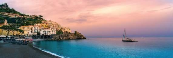 POSITANO AMALFI COAST ON DAY 3: Free time to discover Positano. ON DAY 4: Day at leisure for optional tour. ON DAY 5: Overnight in city centre.