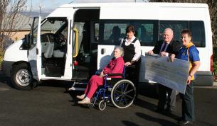 Please note Please note Lions Tasmania 3 New Bus a Bonus for Aldersgate Village Aged Care residents The generosity of two local Lions Clubs has helped dramatically improve the transport options of