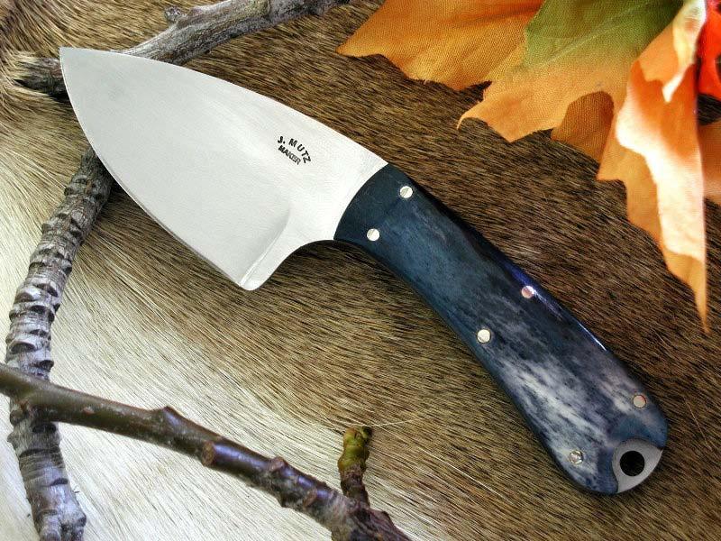 Jeff Mutz has been making handmade knives since 1998. He resides in Rancho Cucamonga, CA where he designs and creates his custom knives. He makes knives by both methods, forging and stock removal.