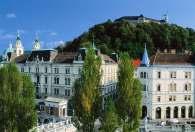 Programme Thursday 10 th October Ljubljana We meet in the hotel lobby (or in front of the hotel in the event of sunshine ) at 15:15 for a guided walk through the picturesque streets of Ljubljana old
