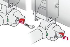 Isključite električne instalacije prikolice iz konektora utičnice držača. Otkačite kabl iz sigurnosnog prstena držača. Otkačite prikolicu sa kuke za vuču.