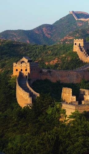 Wonders of the World The Great Wall of China Which is the most famous wall in the world? For many people, there is only one answer to this question the Great Wall of China.