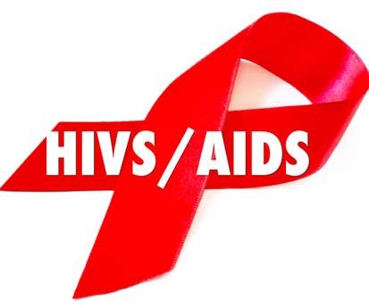 16 E hënë 4 Dhjetor 2017 Si transmetohet sëmundja e shekullit, ja shenjat e para dhe trajtimi N ë ditën ndërko mbëtare në luftën kundër HIV/AIDS, Instituti i Shëndetit Publik bën thirrje për më tepër