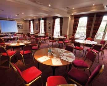 Located in the main house and with direct access to the Thames View Terrace, this spacious, flexible room suits wedding receptions, parties, conferences