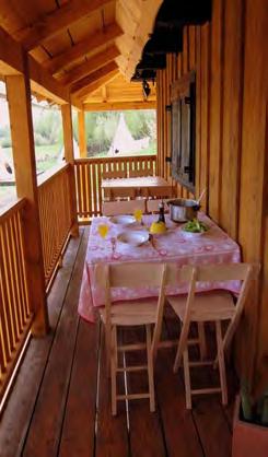 FOOD & BEVERAGE FACILITIES: Linden Tree Retreat & Ranch intents on creating a memorable dining experience based on the values of healthy living, commitment to the environment, community and