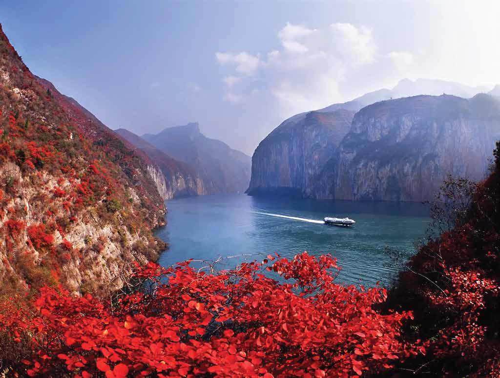 Majestic Yangtze River Cruise 5 Days 4 Nights Tour Extension Package Package Price Single Supplement $990 $300 per person twin-share Package Inclusions: 2 China domestic flights from Xian to Yichang