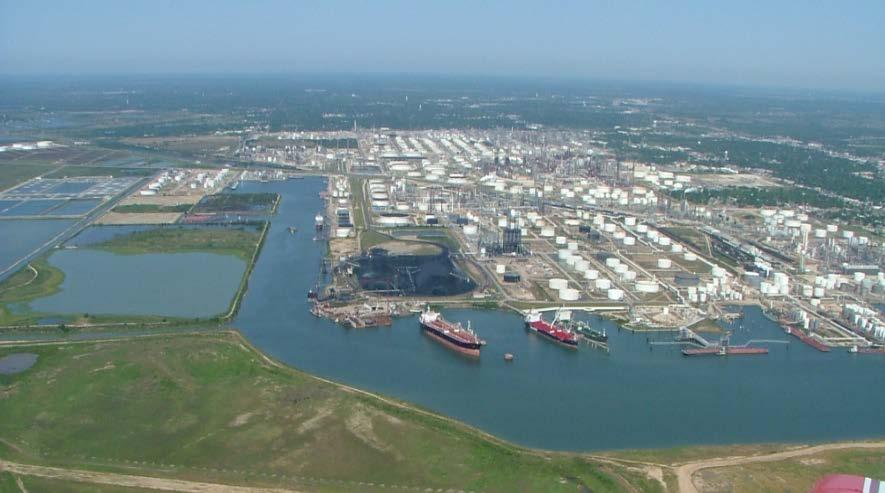Strategic Ports Texas Ports and Waterways moved >600M tons of Commercial Cargo during 2015 21.