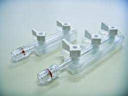Content : Y-Adaptor, Blunt Needle 20 G x 10 cm and Torque Device Type 3 : Y-Click. Content : Y-Click with 10 Extension Tubing, Blunt. Note : This is also known as CoPilot and easy Click.