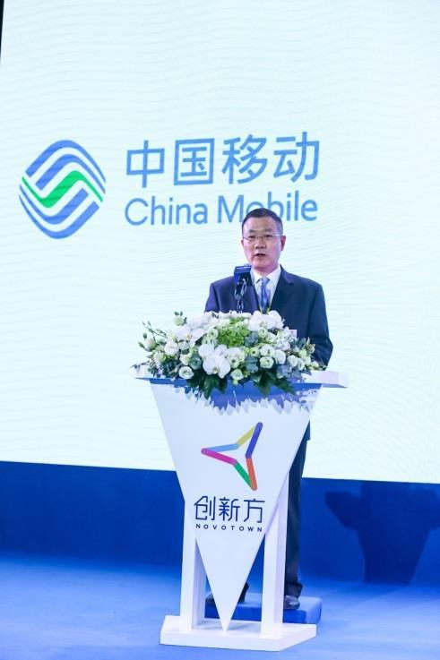 Yong Xiong, General Manager of Zhuhai Office of China Mobile