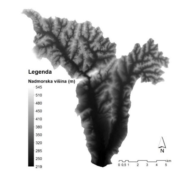 Slika 10: Nakloni in nadmorske višine vodozbirnega območja Ledavskega jezera oblikovane na digitalnem modelu višin DMV (GURS, 2012) Figure 10: The slope and elevation of the reservoir Ledavsko jezero