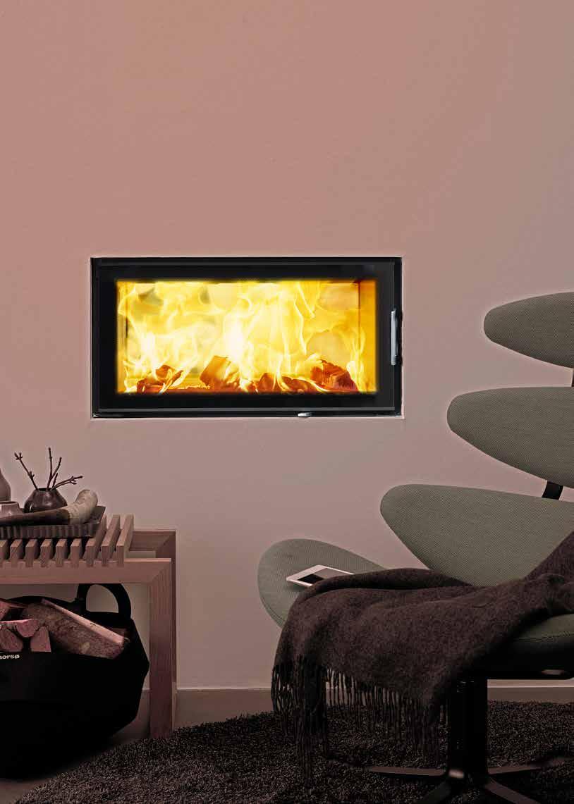 All Morsø S120 - S122 inserts have a through wall firebox with glass on both sides, allowing the flames, fire and warmth to be enjoyed in two separate areas at the same time.