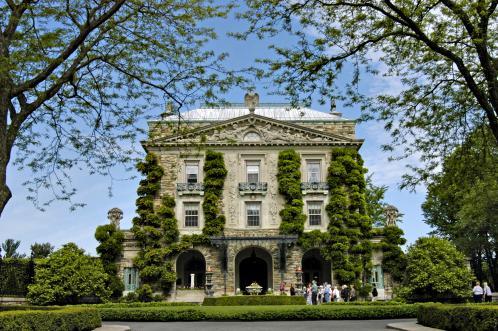 Monday, October 8 9:00 am Tour Kykuit House and Inner Gardens, home to four generations of Rockefellers.