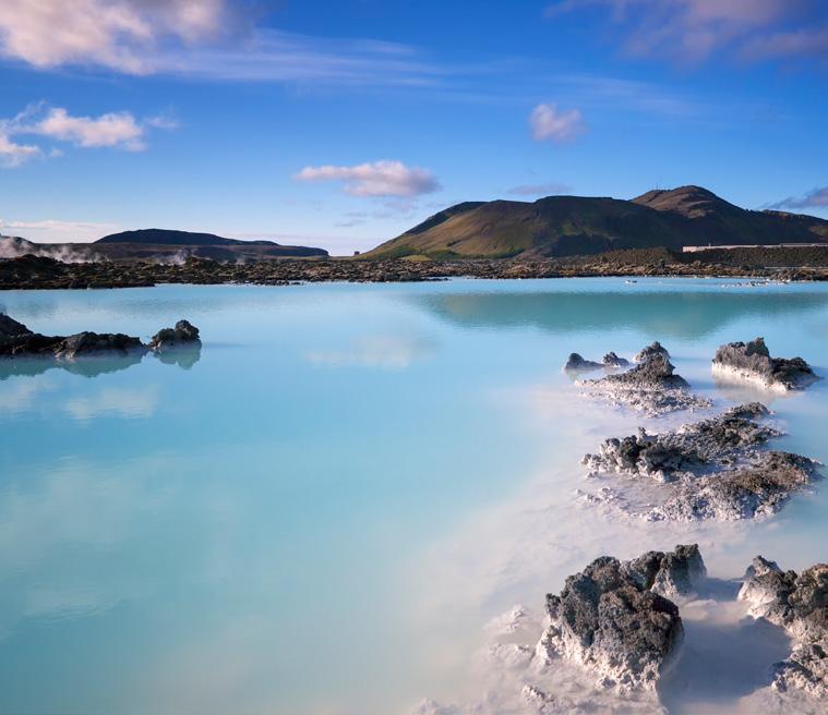 The geothermal water has a unique composition, featuring three active ingredients: silica, algae and minerals.