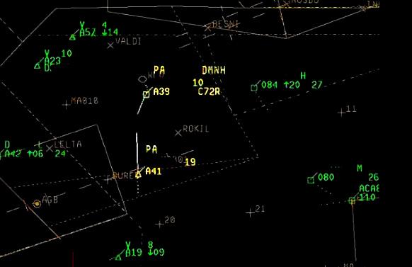 Instrument Flight Rules (IFR) and the Mooney in accordance with Visual Flight Rules (VFR). The radar recordings show a minimum distance of about 0.09 NM in the same altitude.
