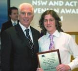 IZ KLUBA TRIGLAV PANTHERS Piše Martha Magajna SLOVENIAN OF THE YEAR AWARDS 2008 Priznanje za NSW in ACT študent leta 2007 je prejel STEPHEN ROŽANC.