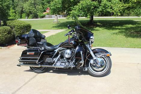 For Sale Tom Vacula, Blue Knights Director SC I has a bike for sale a 1998 Harley Ultra in great condition.