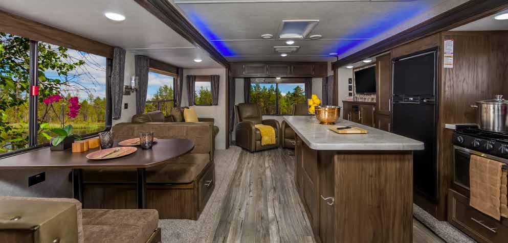 TRAVEL TRAILERS : DESTINATION TRAILERS : FIFTH WHEELS SHOWN IN NATURAL 304R The 304 R offers our customers a chance to escape the ordinary and relax, to enjoy family and friends and see nature in all