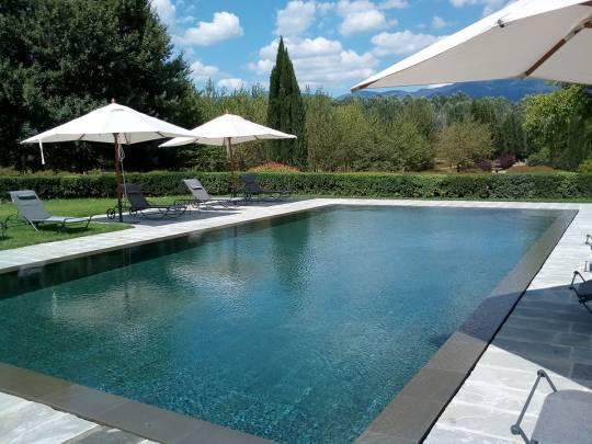 Villa Le Torrette is set in a magnificent private estate situated in the Valdarno, halfway between Florence, Arezzo and Siena.