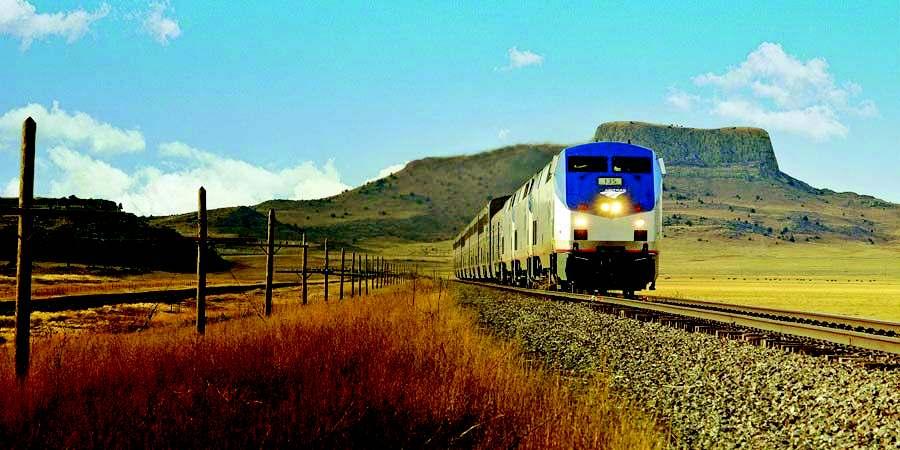 Amtrak trains provide the passenger rail services in the USA, and relaxing on board one of its comfortable long distance trains is simply the best way to discover this vast country, its great cities