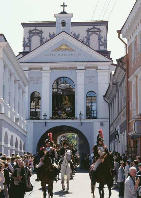 Peter s Church and Tower in Riga and medieval Great Guild Hall in Tallinn escort Service of Italian and Spanish speaking tour escort Polish and Baltic Jewels DAY 1 (TUESDAY): ARRIVAL KRAKOW Arrival