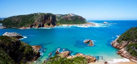 Knysna itself is situated in the heart of the Garden Route National Park, which stretches from Mossel Bay in the West