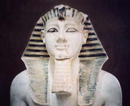 In 1896, a statue of Senenmut a royal gift from Hatshepsut was discovered in the ruins of the Mut Temple.