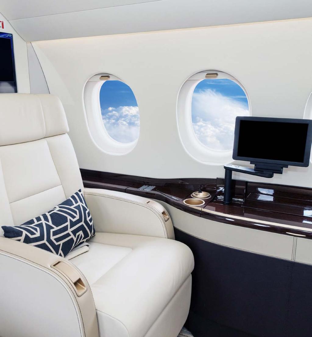 Fixed Hourly Rate Cards CUSTOMIZED JET CARD Our Customized Jet Card offers a personalized experience with a variety of benefits and flexible options tailored to your
