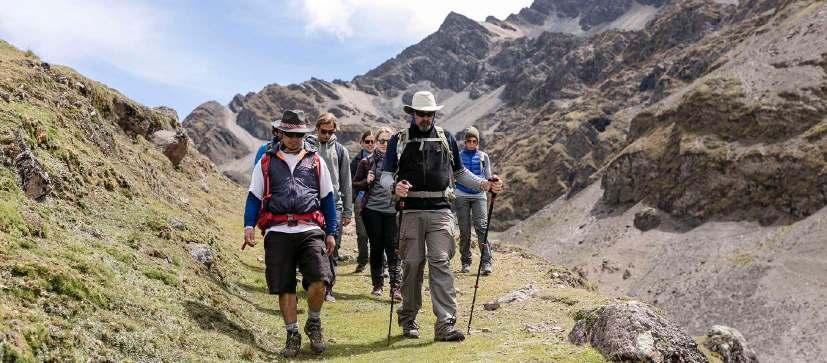 DAY 01 DAY 02 DAY 03 DAY 04 DAY 05 DAY 06 DAY 07 DAY 08 DAY 09 DAY 10 Sacred Valley of the Incas AMONG AUTHENTIC INCA TRAILS In the morning, you can choose to embark on a spectacular