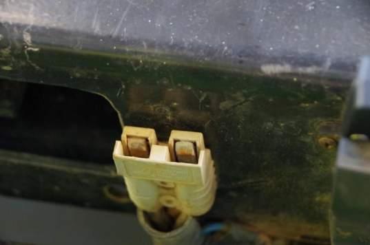 The 7 pin flat plug, standard, can sometimes have a bad connection.