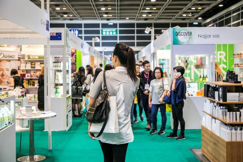 exhibitors and buyers to pre-set meetings ONSITE PROMOTION: Special section at the onsite Cosmoprof Asia mobile Apps Special invitation printed in 60,000 copies to Cosmoprof