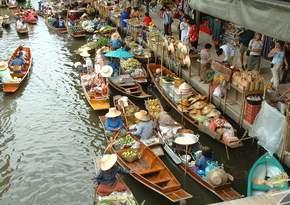 2 1. One day program Place: Damnoen Saduak Floating Market; Rachaburi Province & Cultural Show at the Rose Garden; Nakhon Pathom Province Date Time Activity Price