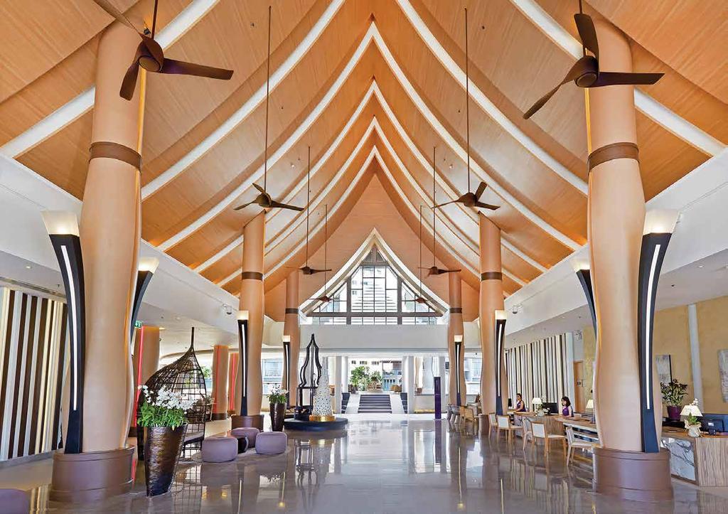 Grand Mercure Phuket Patong Resort & Villas is located within walking a hidden and serene hideaway founded upon the grand tradition of Thai hospitality.