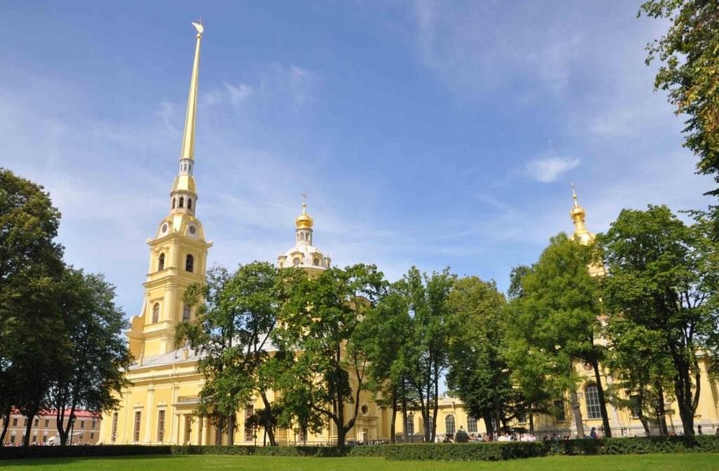 Petersburg, was constructed first of wood and earth and then rebuilt with stone by the mid-18th century. The Fortress walls hold the Peter and Paul Cathedral (1727), the city s highest building (122.