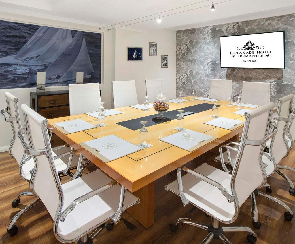 AUSTRALIA II LEEUWIN II Australia II & Leeuwin II VENUE HIRE FROM $400 per day The Australia II and Leeuwin II boardrooms celebrate Fremantle s maritime connection.