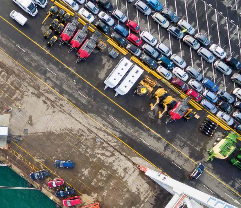 Ports of Auckland 2015/2016 Annual Review Volume of Containers Moved by Rail (TEU) Average number of rail moves per week 2016 87,242 2015 100,332 2014 69,585 2013 42,353 2012 56,512 2016 1,678 2015