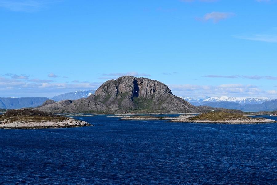 DAY 6: TRONDHEIM - TORGHATTEN - VEGA Today you will visit Torghatten, one of the most bizarre rock mountains which is known for its characteristic hole or natural tunnel through its centre.