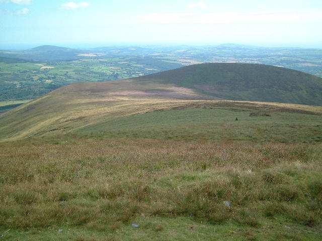 18 0992 8650 Croaghanmoira summit; pic1 looking back shows the view towards Ballinacor; the path