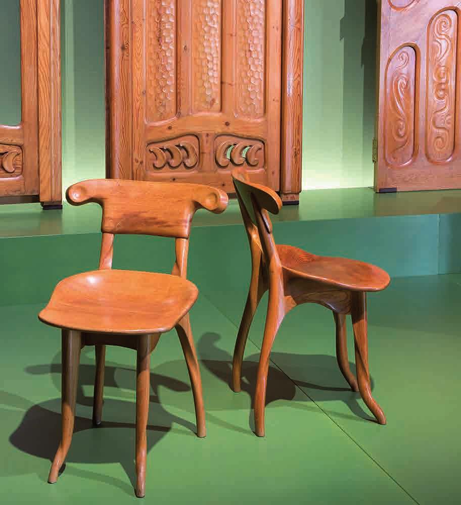 The Museum exhibits the original furniture and decorative objects from