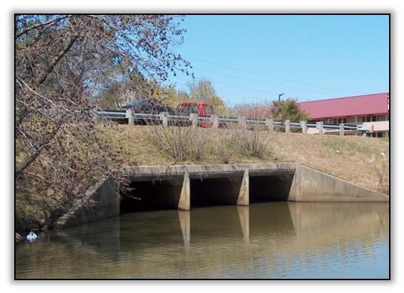 APPENDIX B 59 CULVERT GENERAL CONDITION RATINGS The culvert general condition rating evaluates the alignment, settlement, joints, structural condition, scour, and all other items associated with