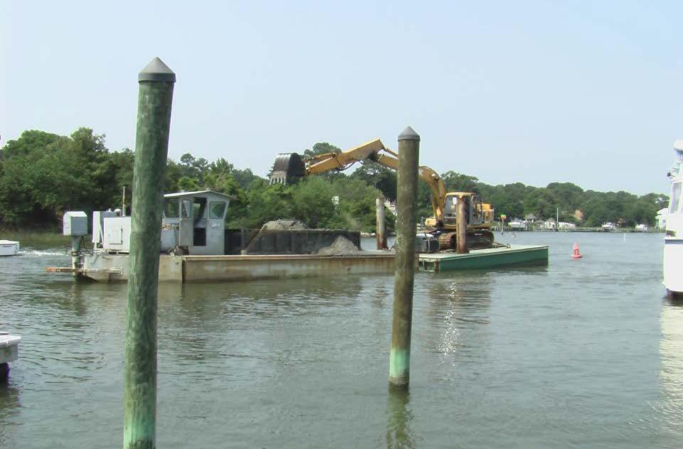 Project Format Mechanical Dredging Potential for neighborhood dredged material transfer City