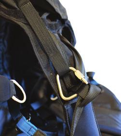 shoulder hang points using suitable carabiners (6mm square or trapeze - not supplied).