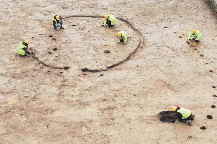 Fragments from the past: the prehistory of the M3 Bronze Age settlement at Boyerstown Two circular structures and a ring-ditch of probable Bronze Age date were excavated at Boyerstown 3, c.